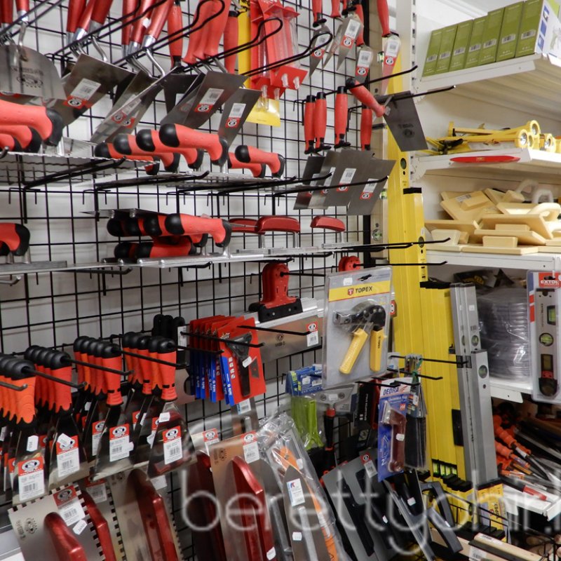 SZABÓ szerszámcentrum 15